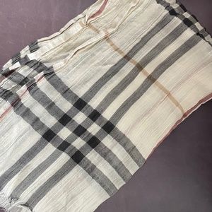 Burberry Lightweight Scarf